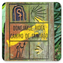 Wegweiser im Baskenland für Jakobswege